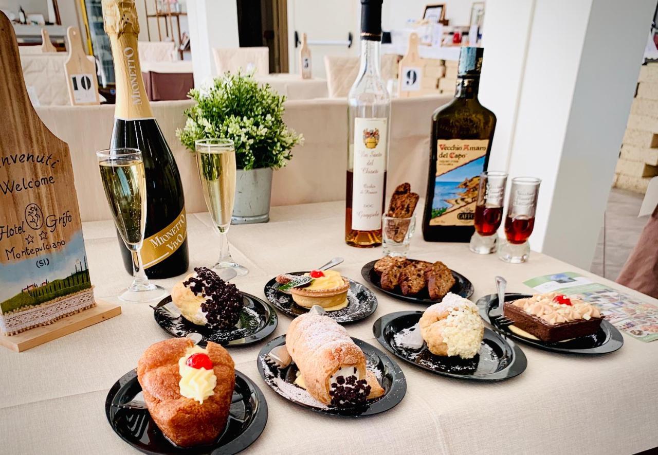 Il Grifo Hotel E Bisteccheria Toscana มอนติปุลเชียโน ภายนอก รูปภาพ
