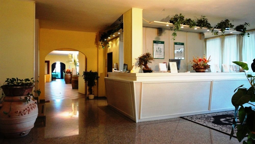 Il Grifo Hotel E Bisteccheria Toscana มอนติปุลเชียโน ภายนอก รูปภาพ